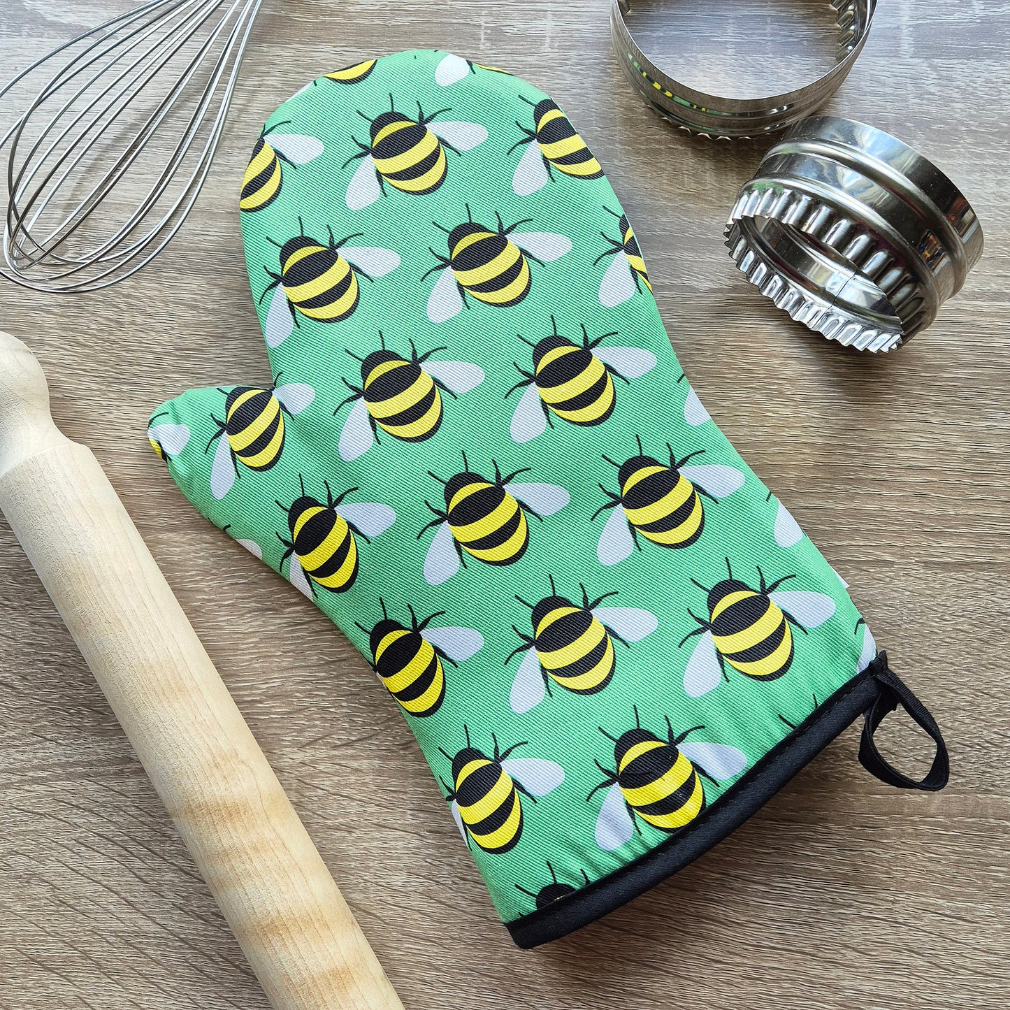 Bee pattern single oven glove