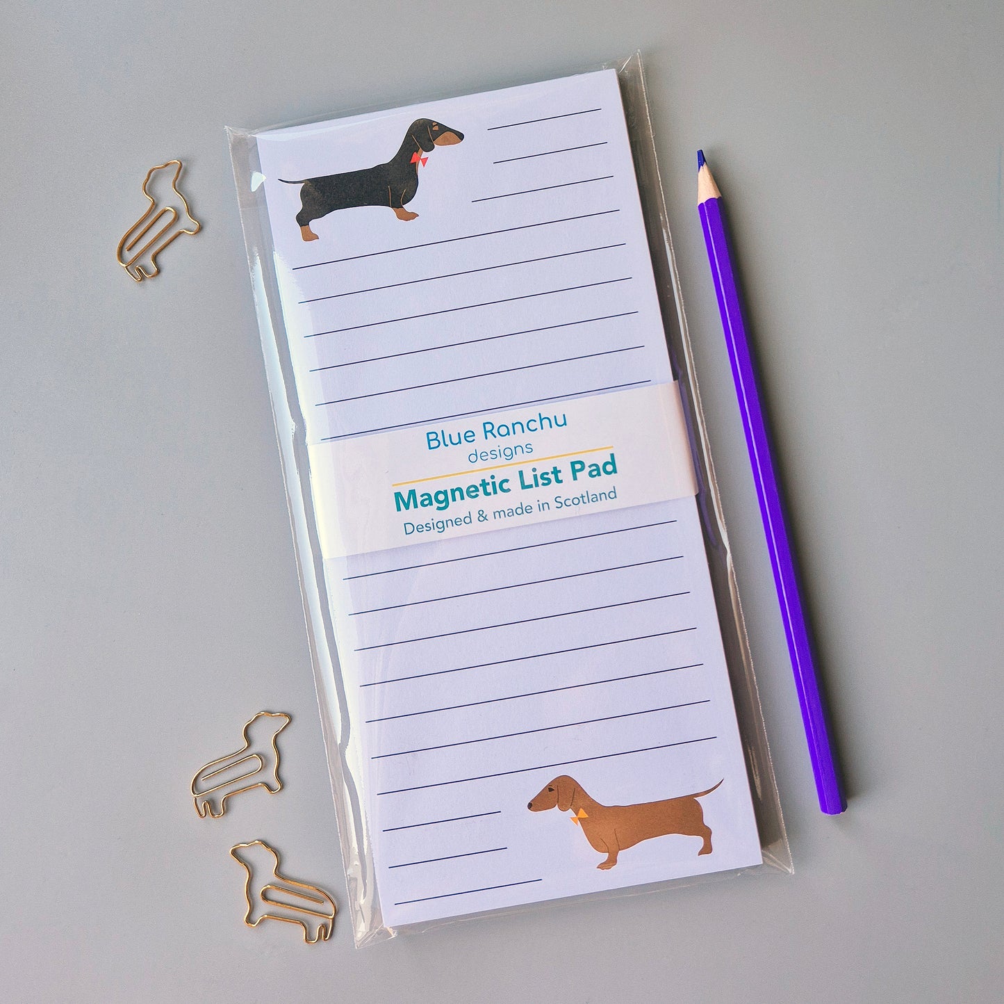 Dachshunds magnetic list pad with lined paper in eco-packaging