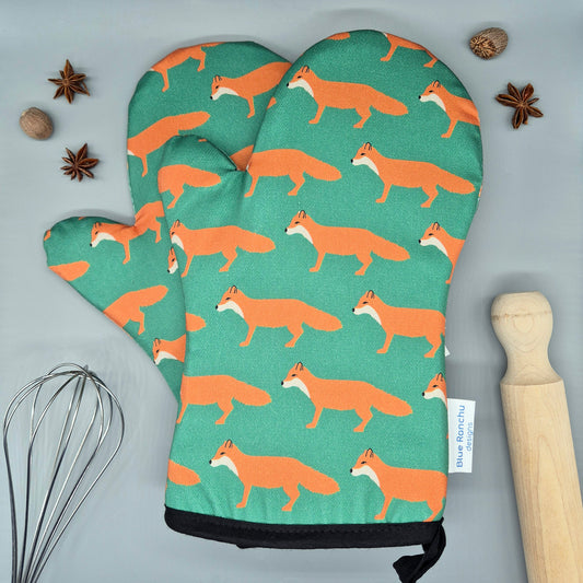 Oven mitts set of 2 with fox pattern 