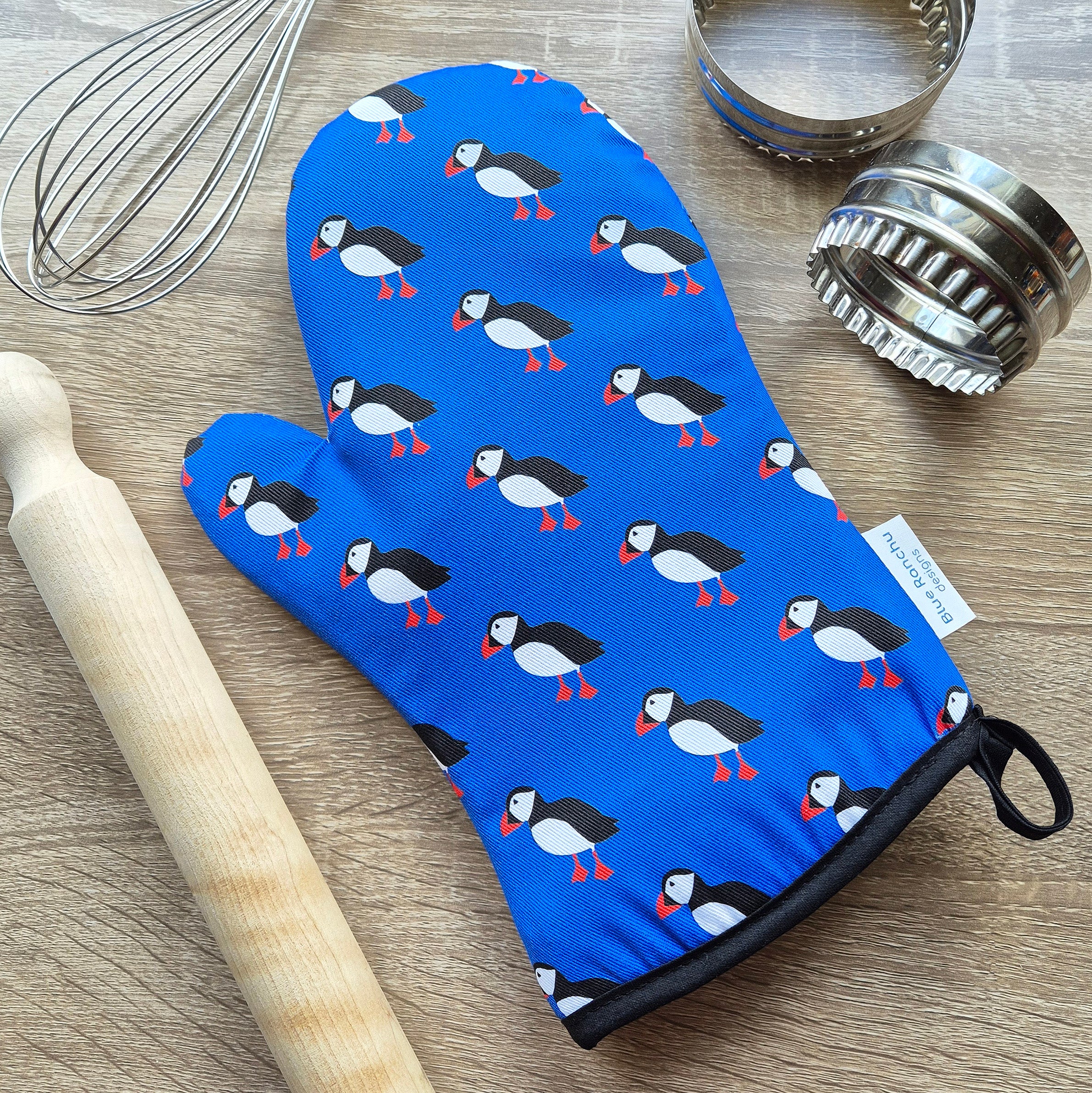 Puffin pattern single oven glove