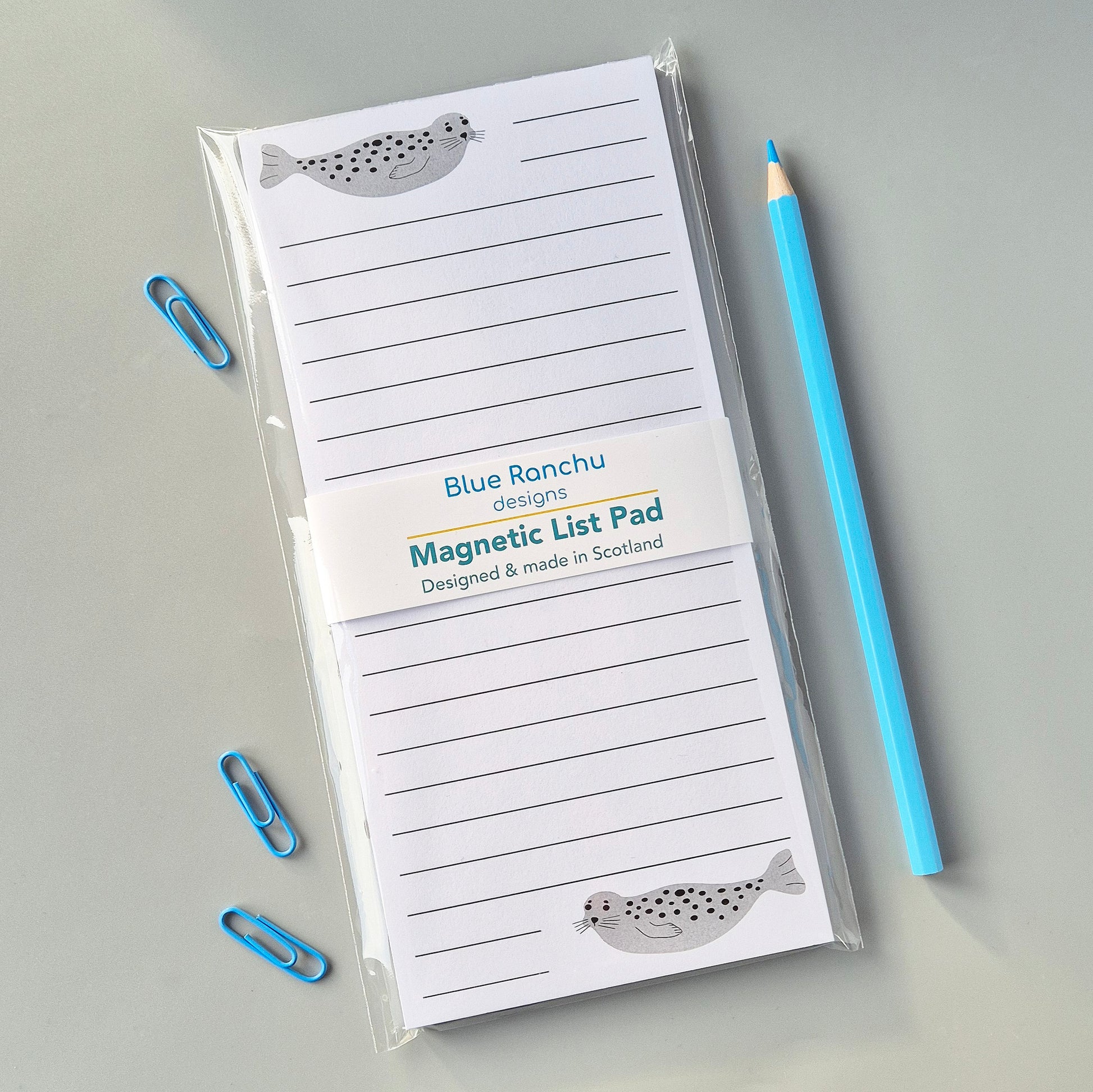 Magnetic list pad with a seal design in eco-packaging