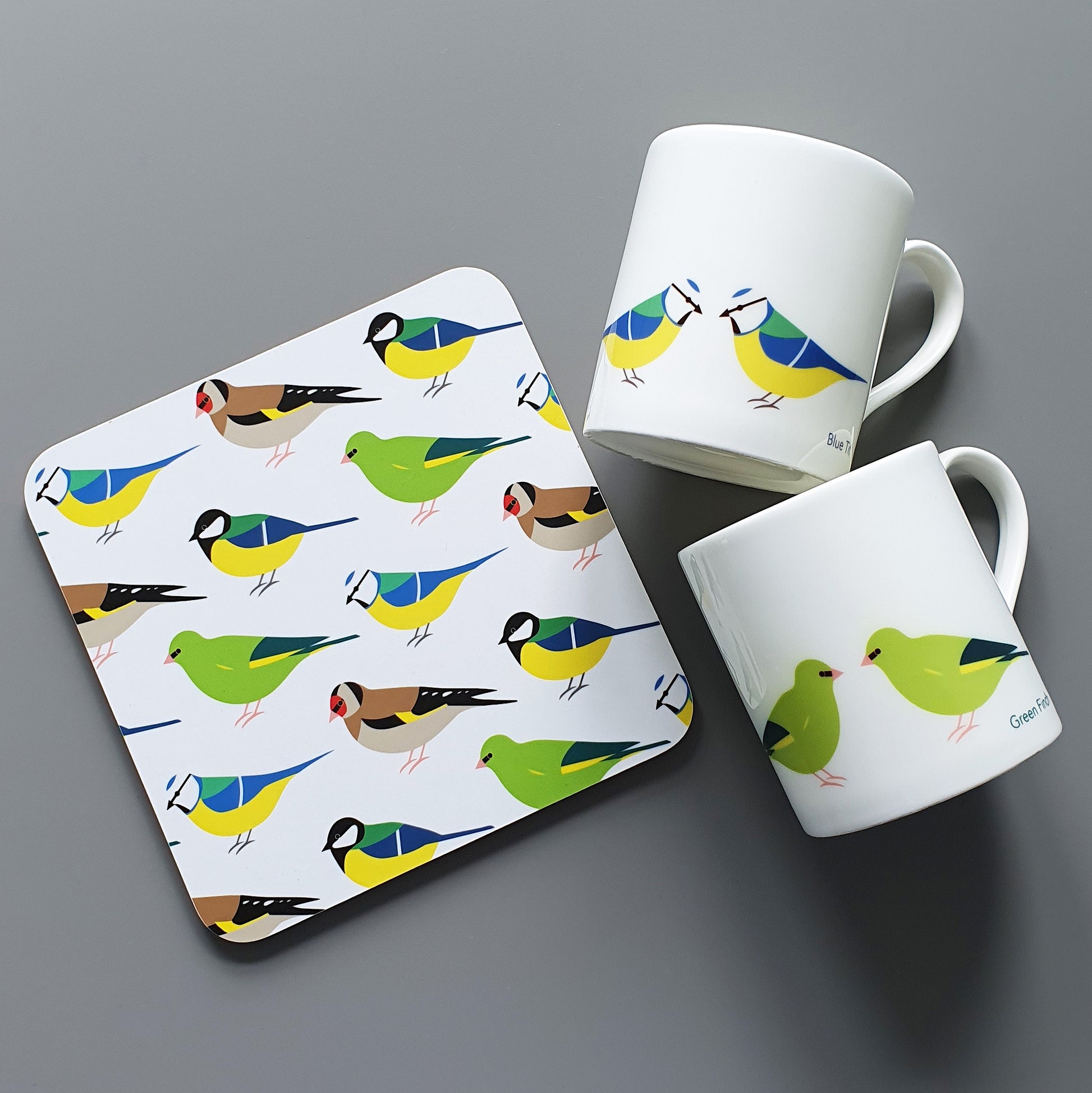 Garden Birds Trivet/Pot Stand with two mugs