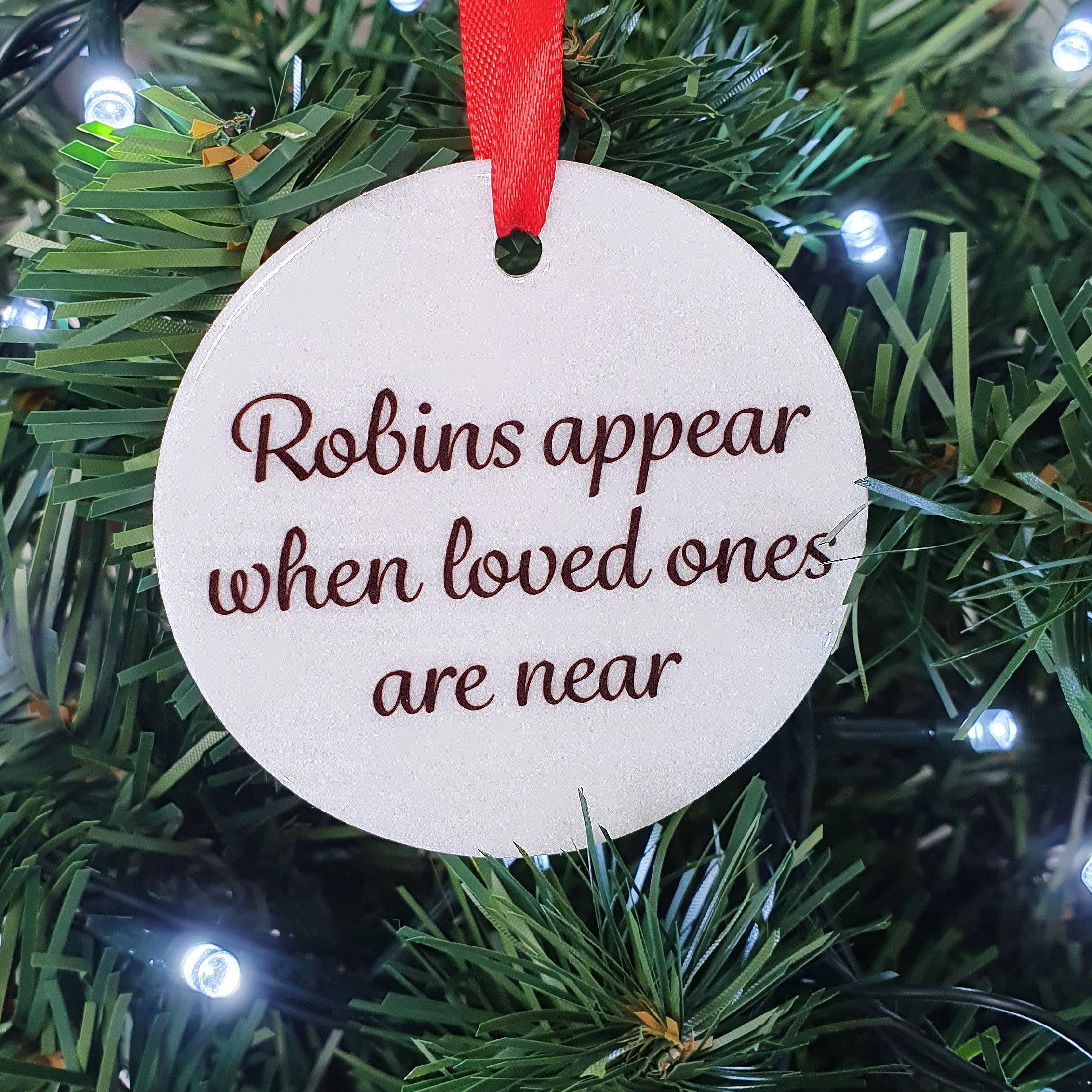 Robin ceramic hanging decoration with 'Robins appear when loved ones are near'